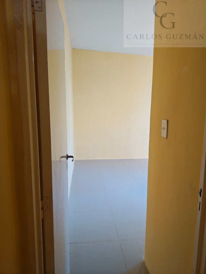 SE ALQUILA HERMOSA CASA AMPLIA!