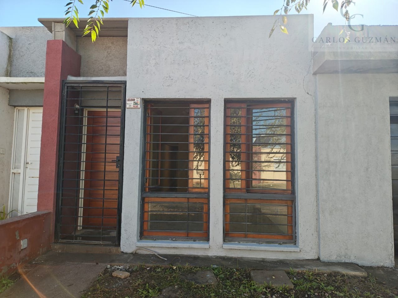 SE ALQUILA HERMOSA CASA AMPLIA!