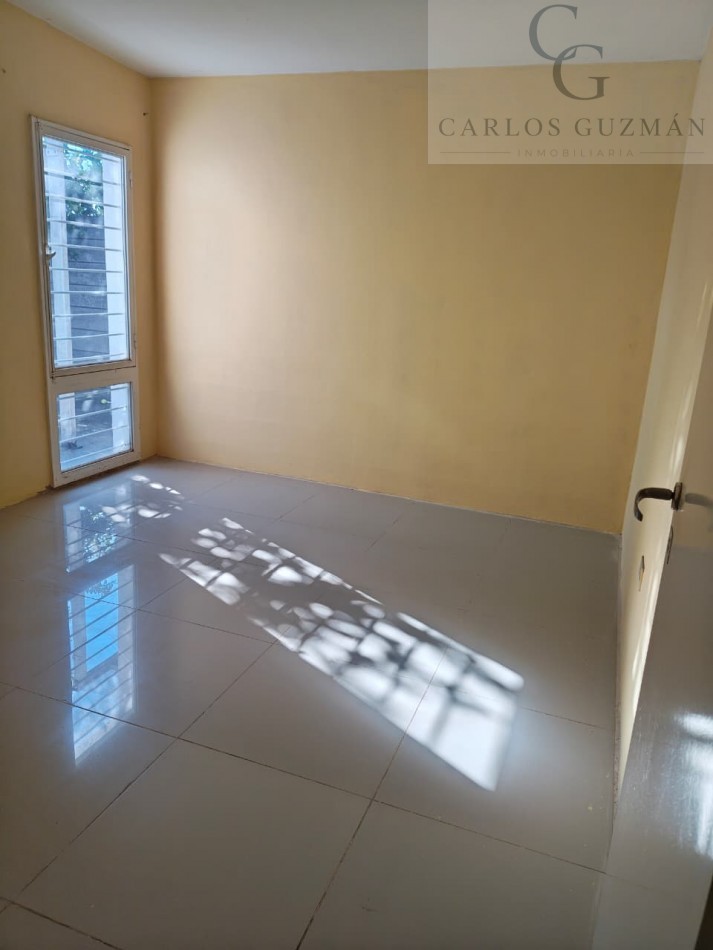 SE ALQUILA HERMOSA CASA AMPLIA!